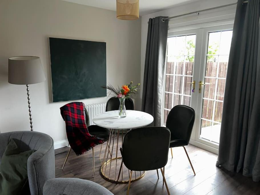 15 Min Drive To Airport 20 Min To Loch Lomond And City Center Old Kilpatrick Extérieur photo