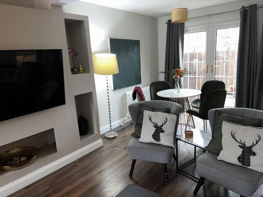 15 Min Drive To Airport 20 Min To Loch Lomond And City Center Old Kilpatrick Extérieur photo