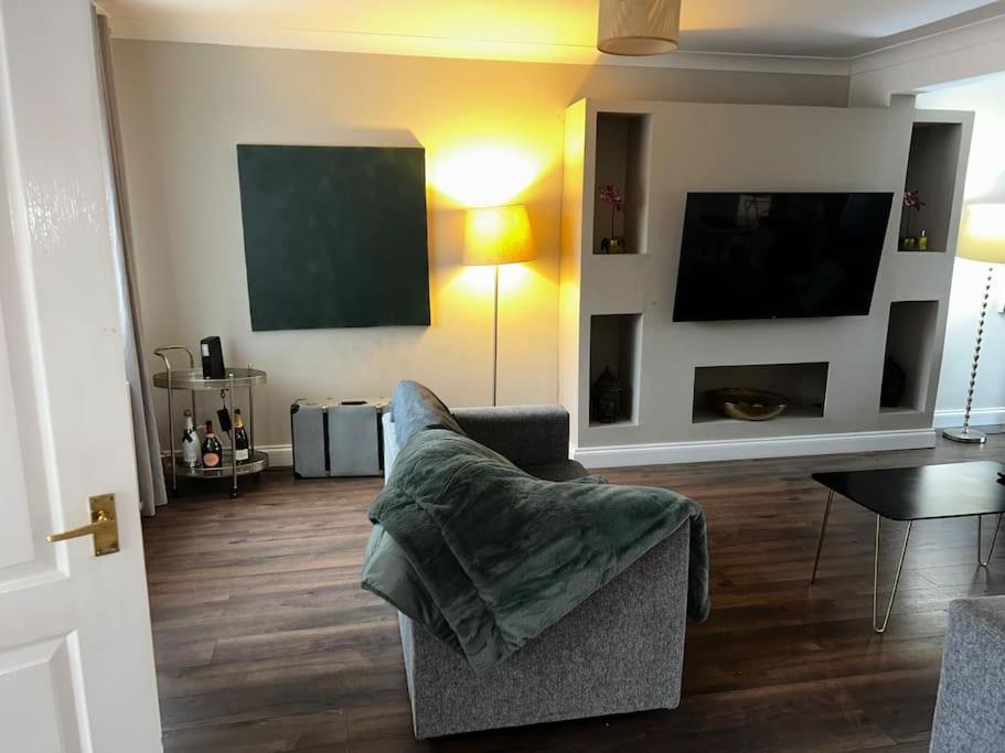 15 Min Drive To Airport 20 Min To Loch Lomond And City Center Old Kilpatrick Extérieur photo